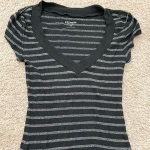Express v neck